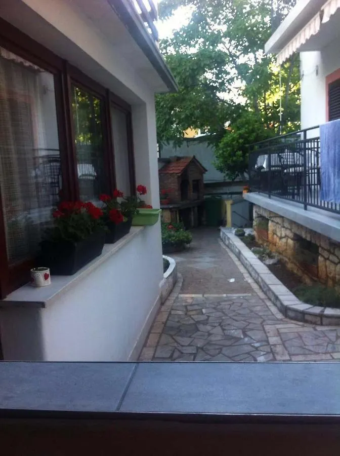 Apartments By The Sea Selce, Crikvenica - 16375 Selce